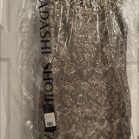 Tadashi Shoji Sleeveless Sequin Cocktail Dress - Picture 11 of 13